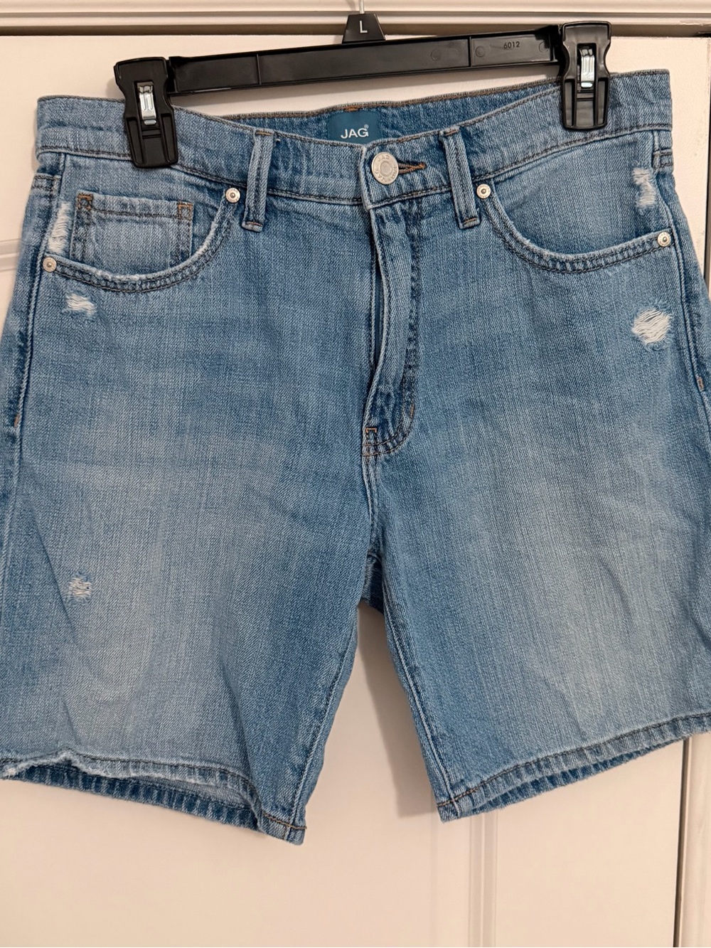 Jag Jeans Light Wash Distressed Men's Denim Shorts